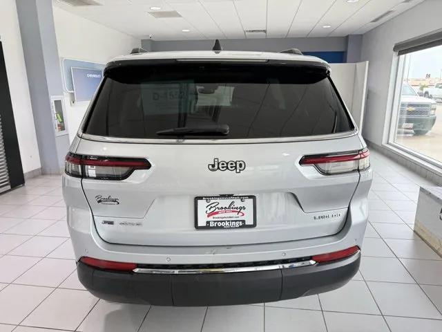 used 2022 Jeep Grand Cherokee L car, priced at $27,995
