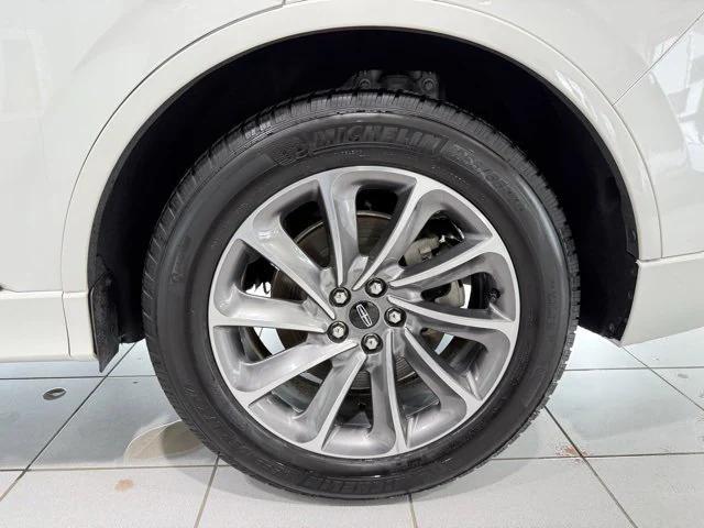 used 2020 Lincoln Aviator car, priced at $34,995