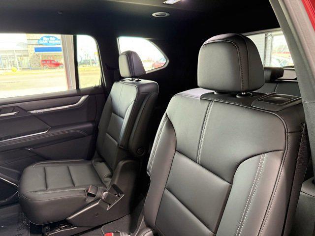 new 2025 GMC Acadia car, priced at $51,370