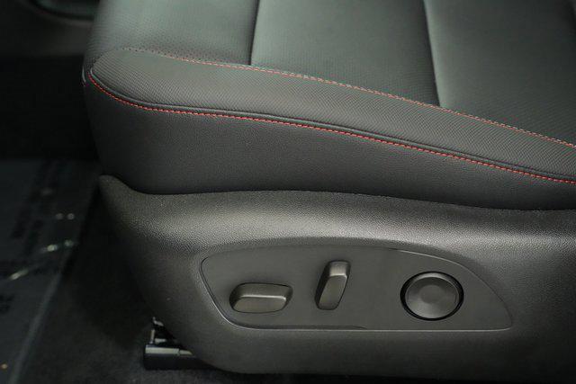 new 2025 Chevrolet Traverse car, priced at $48,323