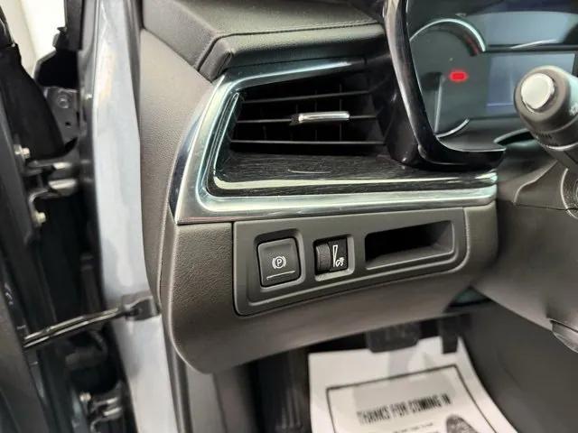 used 2021 Cadillac XT5 car, priced at $30,995