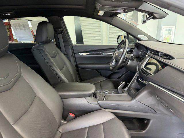 used 2021 Cadillac XT5 car, priced at $30,995