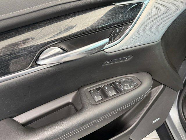 used 2021 Cadillac XT5 car, priced at $30,995