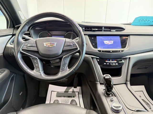 used 2021 Cadillac XT5 car, priced at $30,995