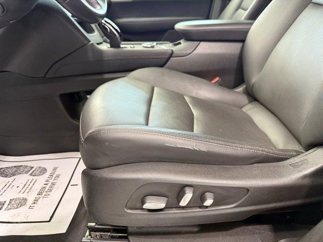 used 2021 Cadillac XT5 car, priced at $30,995
