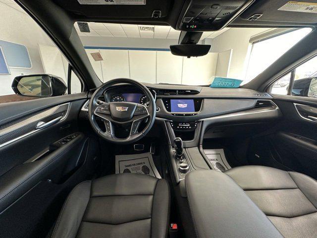 used 2021 Cadillac XT5 car, priced at $30,995