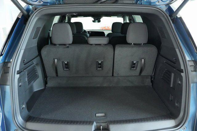 new 2026 Chevrolet Traverse car, priced at $46,190