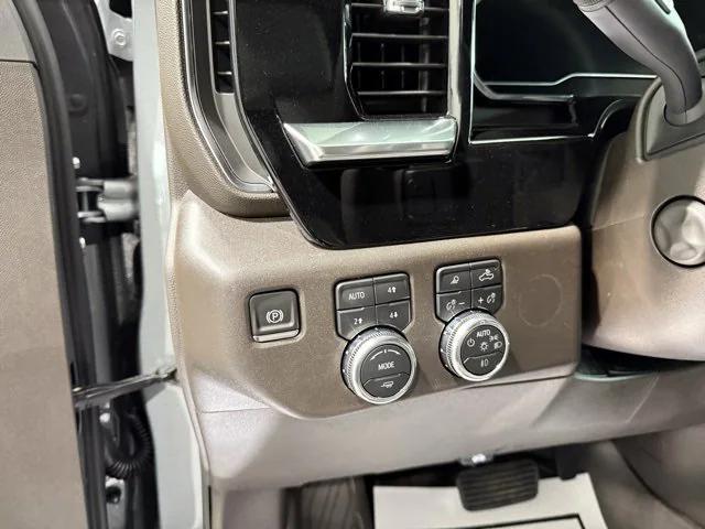 new 2025 GMC Sierra 1500 car, priced at $57,222