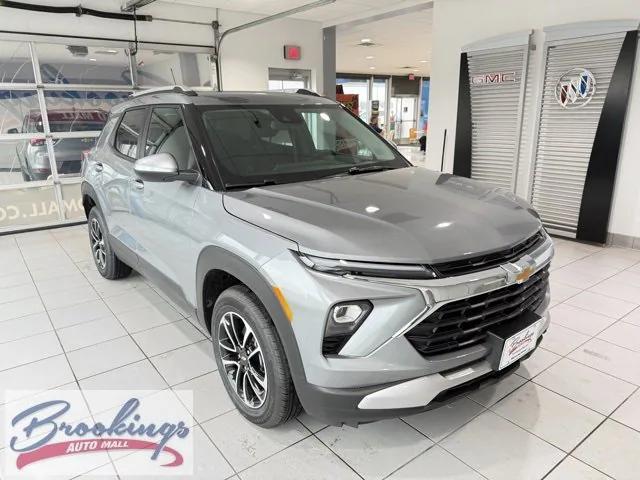 new 2025 Chevrolet TrailBlazer car, priced at $29,970