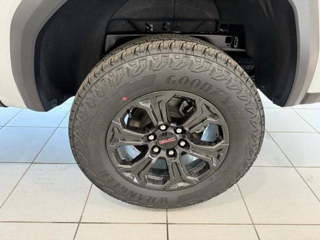 new 2025 GMC Canyon car, priced at $45,595