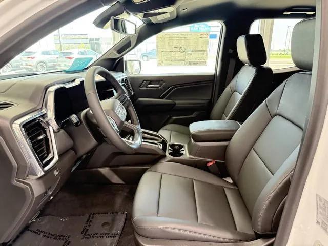 new 2025 GMC Canyon car, priced at $45,595