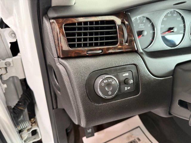 used 2014 Chevrolet Impala Limited car, priced at $9,495