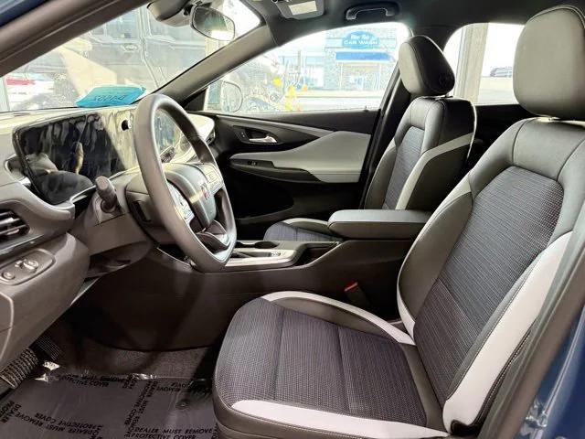 new 2025 Buick Envista car, priced at $25,625