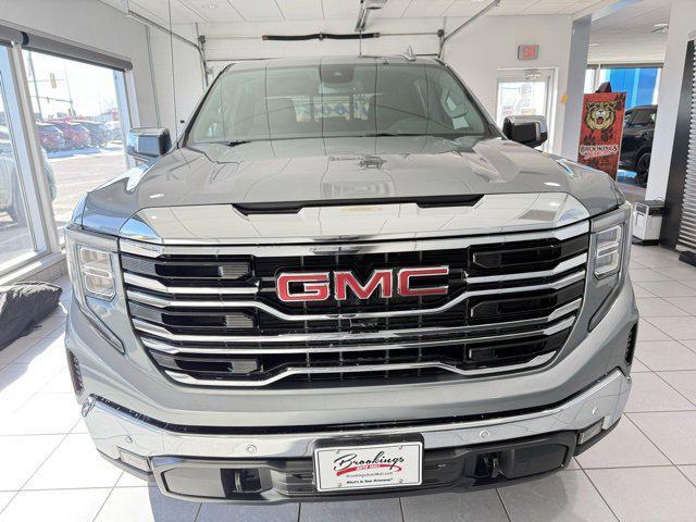 new 2025 GMC Sierra 1500 car, priced at $57,701