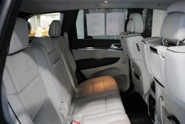 used 2017 Jeep Grand Cherokee car, priced at $19,495