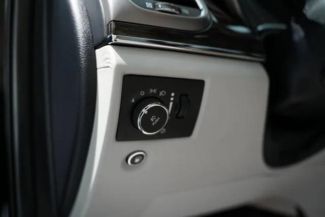 used 2017 Jeep Grand Cherokee car, priced at $19,495