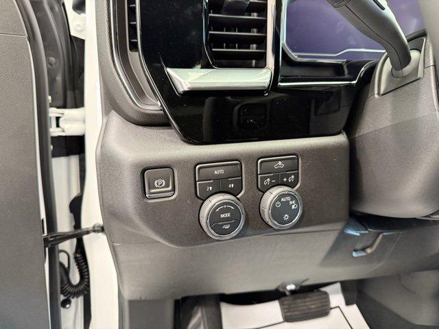 new 2025 Chevrolet Silverado 1500 car, priced at $42,831