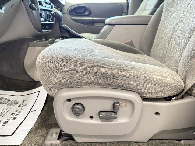 used 2002 Chevrolet TrailBlazer car, priced at $9,495