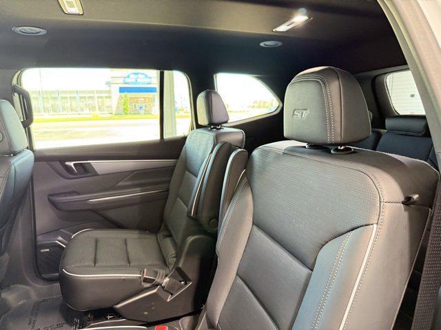 new 2025 Buick Enclave car, priced at $51,846
