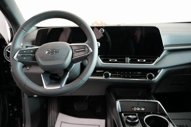 new 2026 Chevrolet Equinox car, priced at $33,556