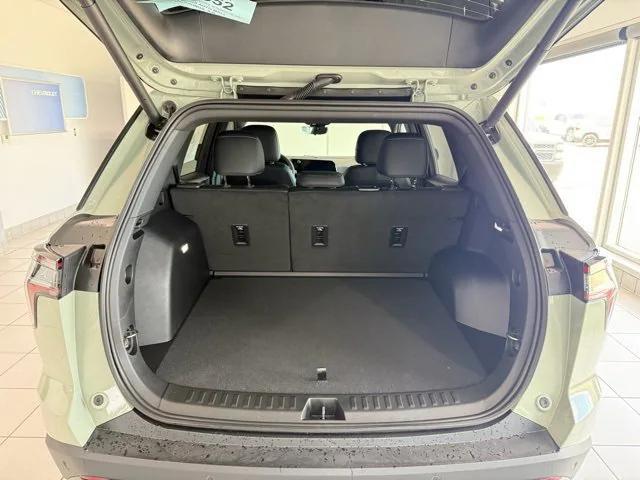 new 2026 Chevrolet Equinox car, priced at $34,206