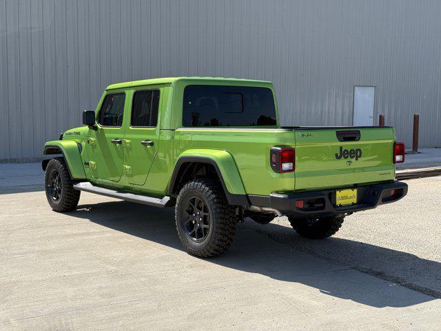 new 2025 Jeep Gladiator car, priced at $38,448