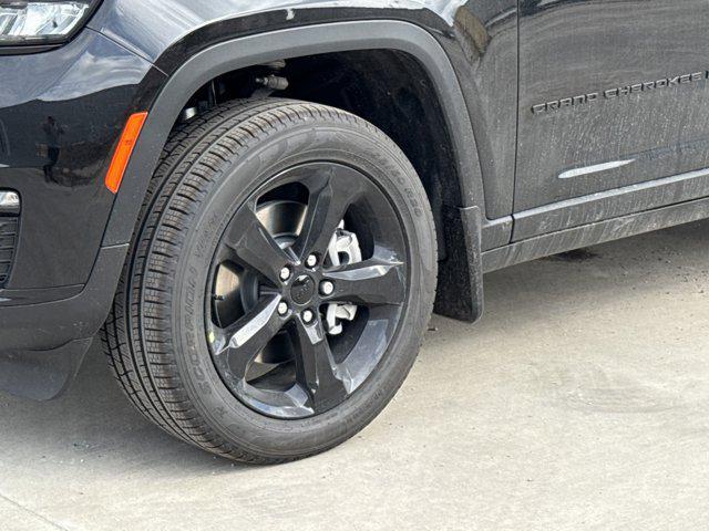 new 2025 Jeep Grand Cherokee L car, priced at $40,427