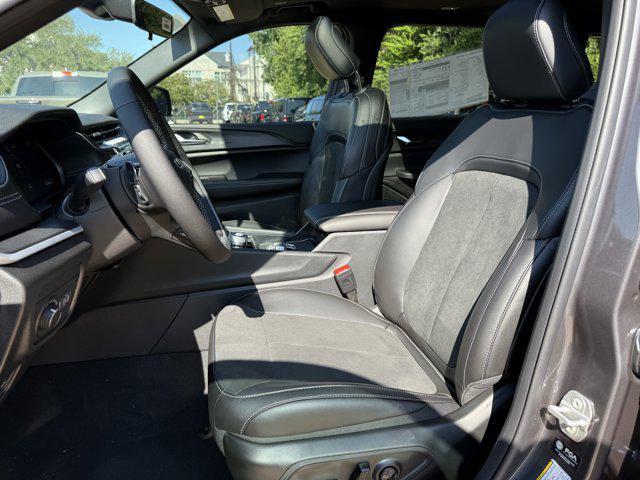 new 2025 Jeep Grand Cherokee L car, priced at $41,785