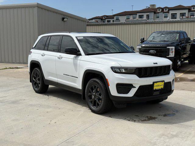new 2025 Jeep Grand Cherokee car, priced at $34,717