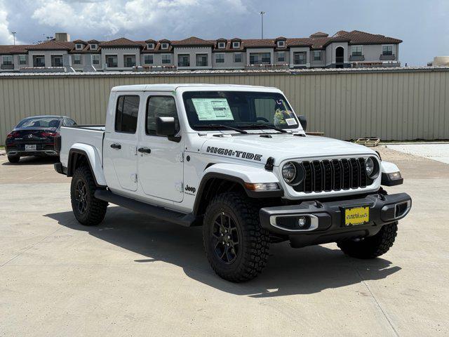 new 2025 Jeep Gladiator car, priced at $39,675