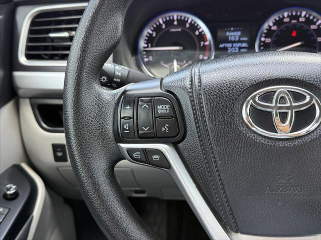 used 2014 Toyota Highlander car, priced at $11,000