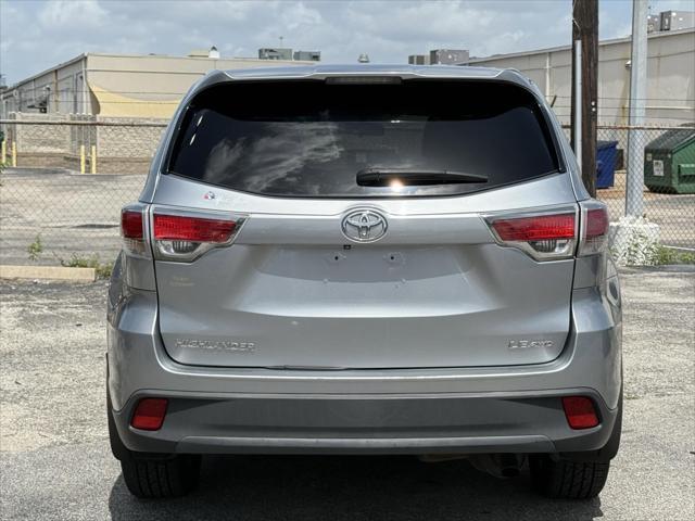 used 2014 Toyota Highlander car, priced at $11,000