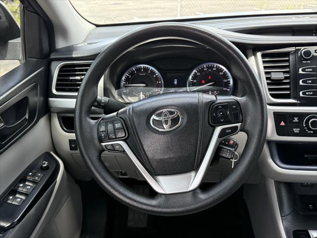 used 2014 Toyota Highlander car, priced at $11,000