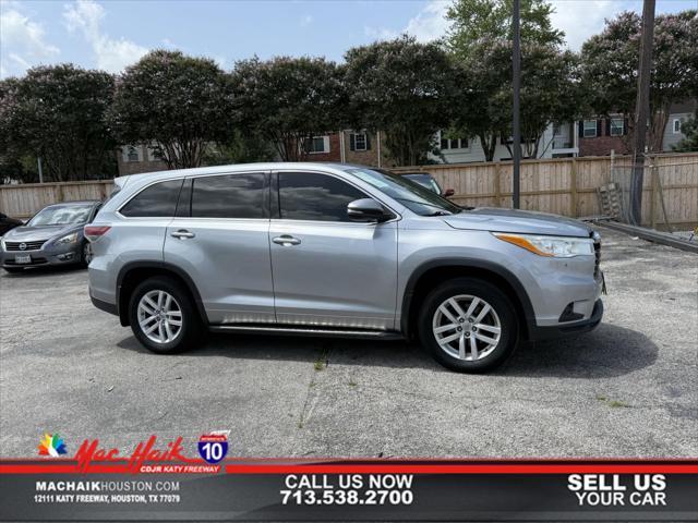 used 2014 Toyota Highlander car, priced at $11,000