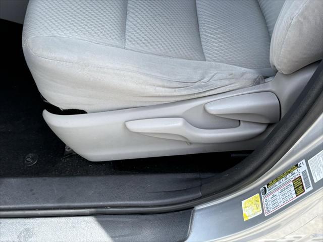 used 2014 Toyota Highlander car, priced at $11,000