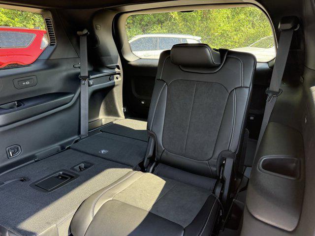 new 2025 Jeep Grand Cherokee L car, priced at $40,380