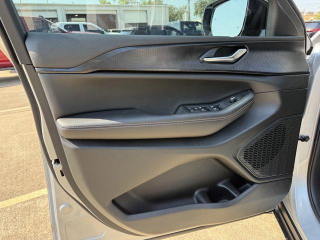 new 2025 Jeep Grand Cherokee L car, priced at $40,380