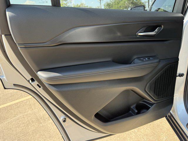 new 2025 Jeep Grand Cherokee L car, priced at $40,380