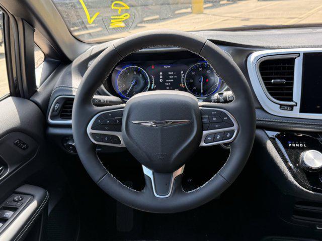 new 2026 Chrysler Pacifica car, priced at $39,321