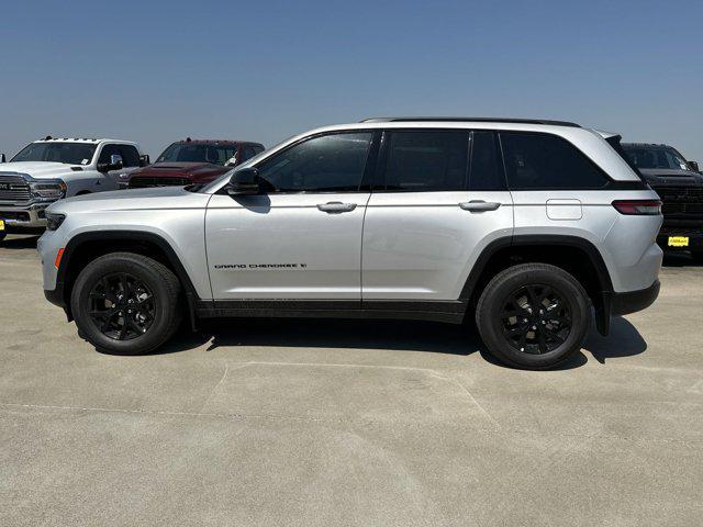 new 2024 Jeep Grand Cherokee car, priced at $37,354