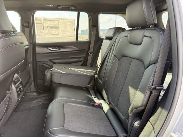 new 2025 Jeep Grand Cherokee car, priced at $38,360