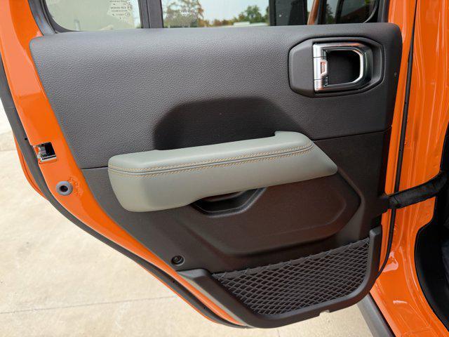 new 2025 Jeep Gladiator car, priced at $46,964