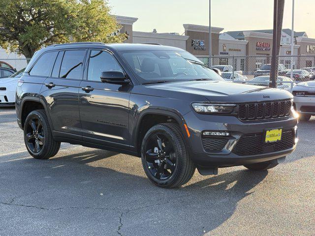 new 2025 Jeep Grand Cherokee car, priced at $37,634