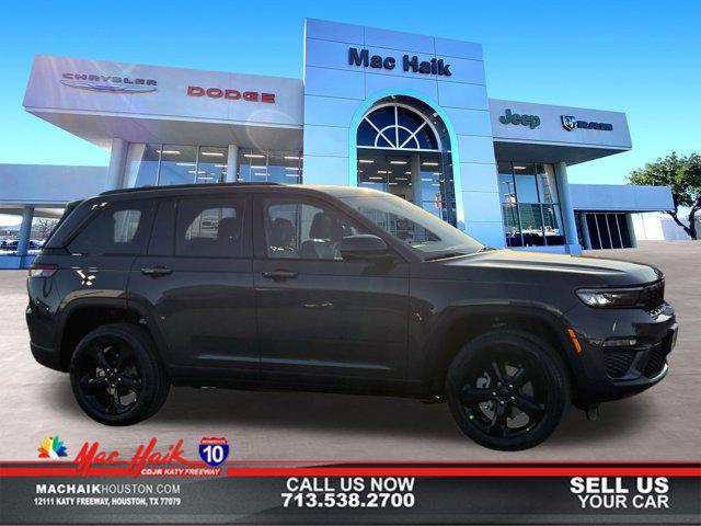 new 2025 Jeep Grand Cherokee car, priced at $36,790