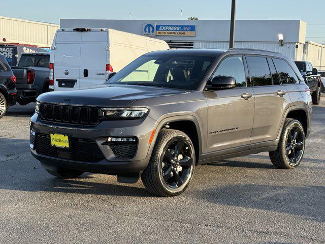 new 2025 Jeep Grand Cherokee car, priced at $37,634