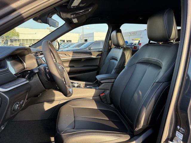 new 2025 Jeep Grand Cherokee car, priced at $37,634