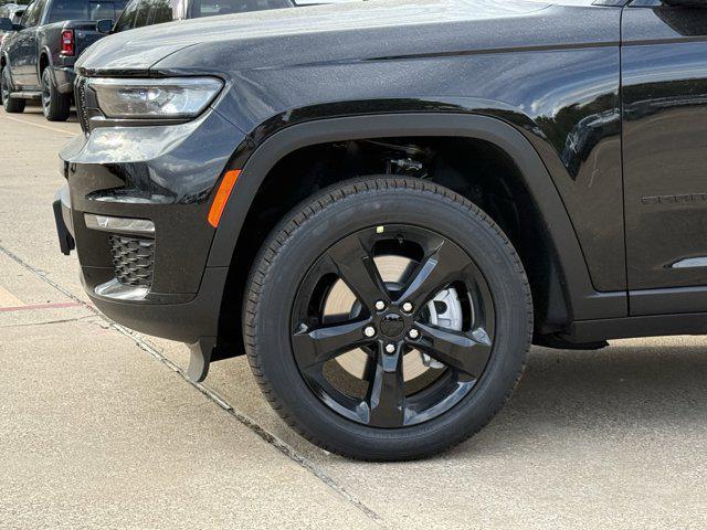 new 2025 Jeep Grand Cherokee L car, priced at $43,517