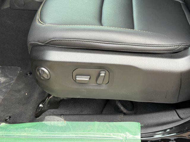 new 2025 Jeep Gladiator car, priced at $41,846