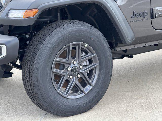 new 2025 Jeep Gladiator car, priced at $36,641