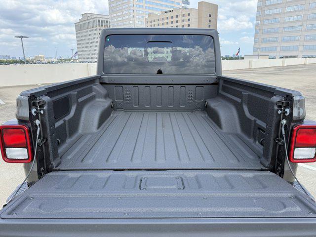 new 2025 Jeep Gladiator car, priced at $36,641